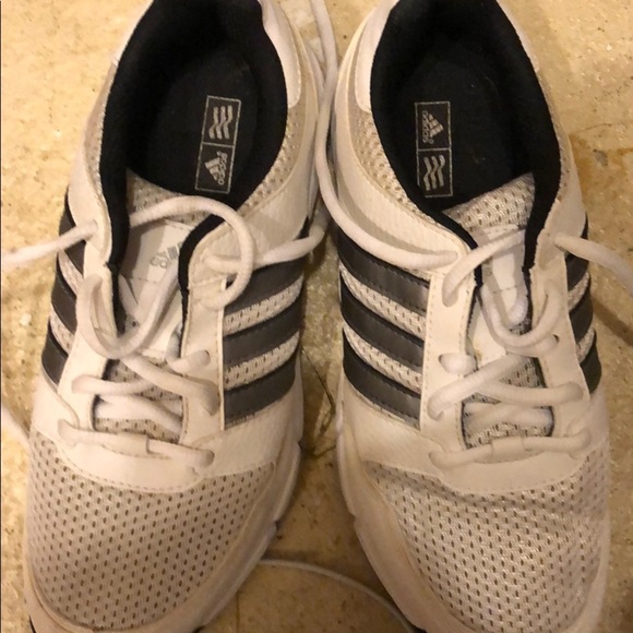 Adidas white and silver traxion cleats size 4 - Picture 4 of 6